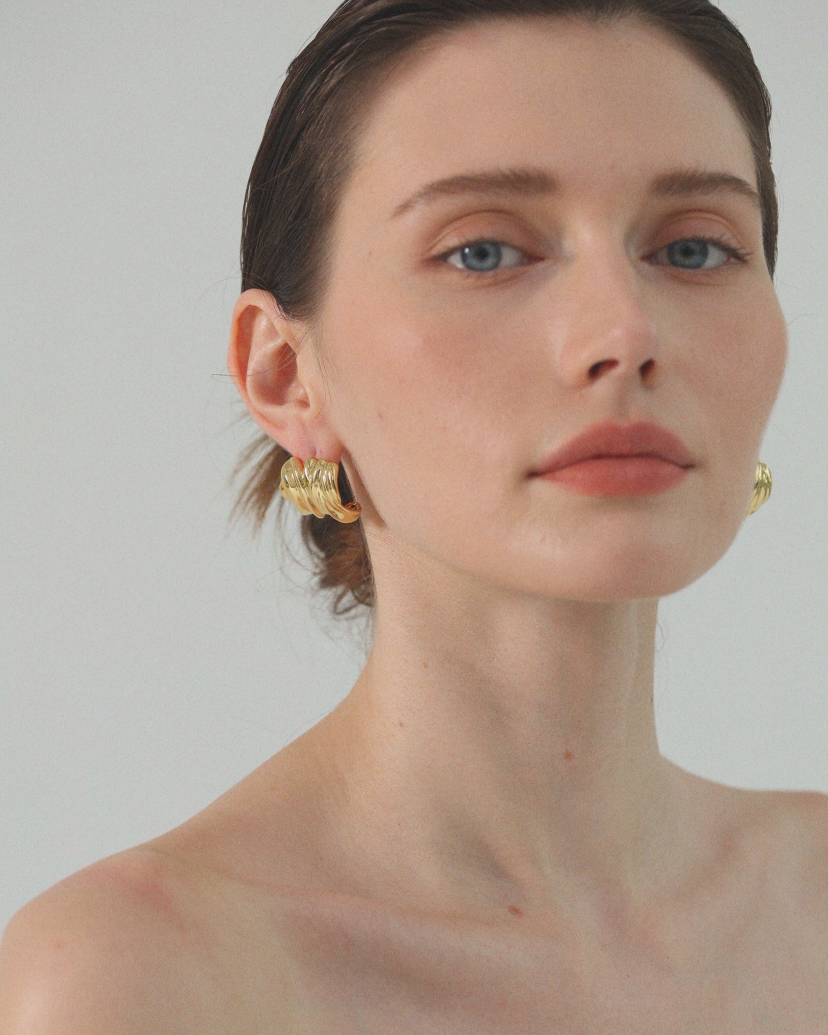 'FRANCA Sculpted Earrings - Gold'